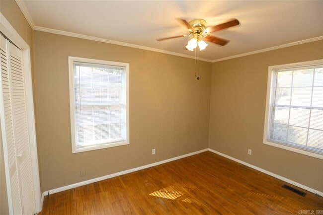 Building Photo - 11412 Ashwood Dr
