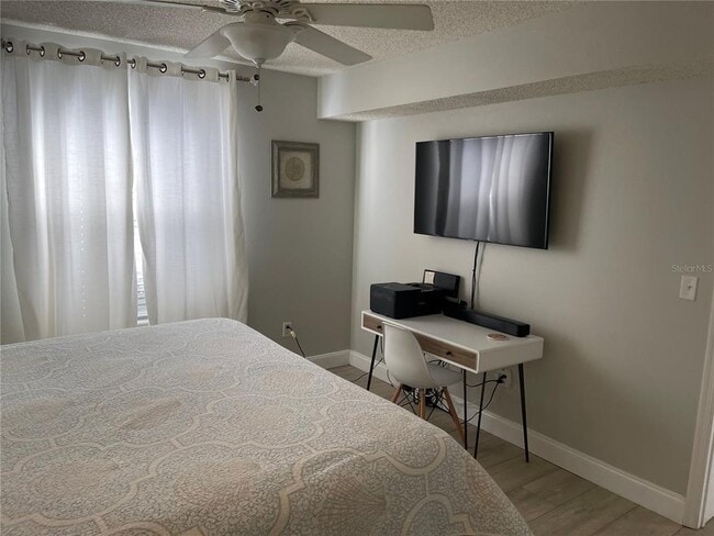 Building Photo - 7294 Cloister Dr