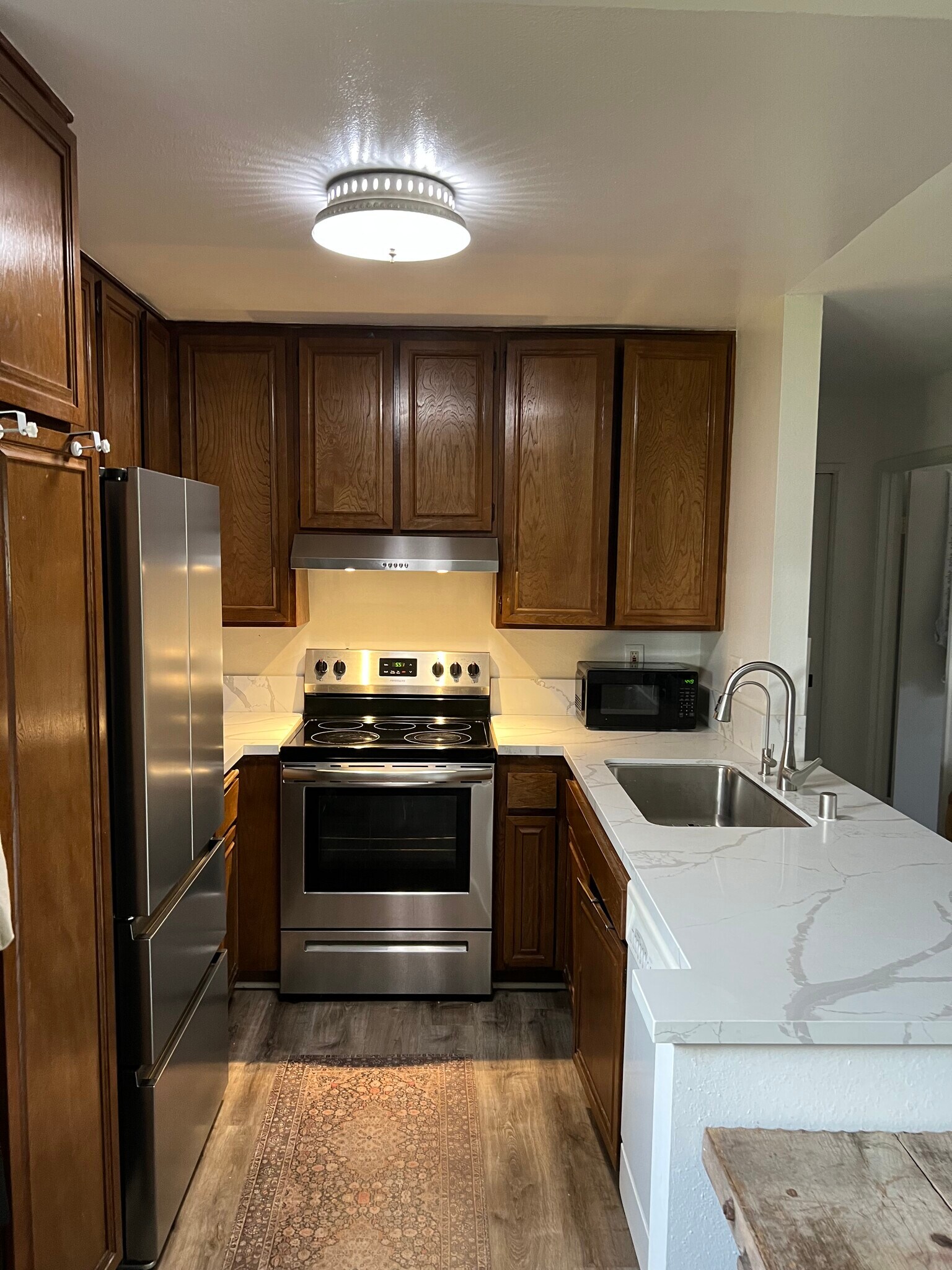 Kitchen - 4651 Pico St