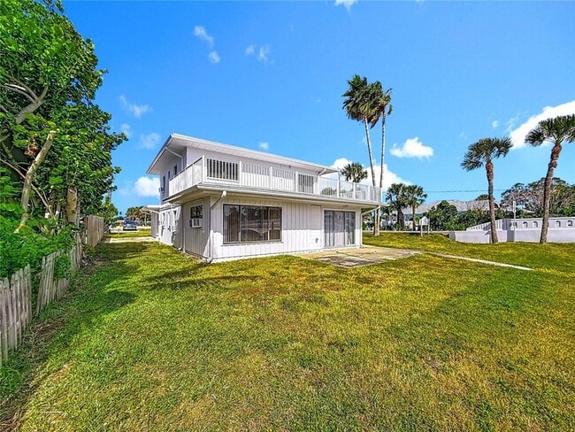 Building Photo - 497 Normandy Rd