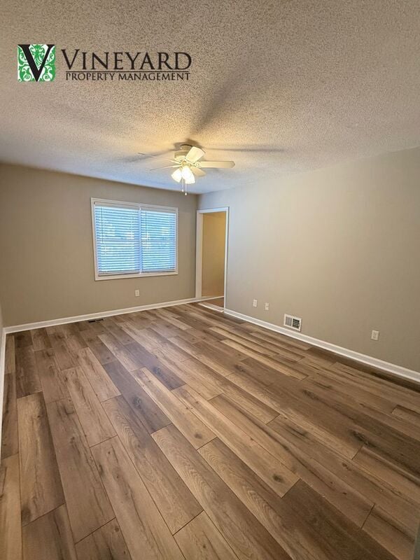 Building Photo - 6055 Sand Wedge Cir