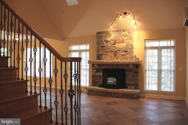 Building Photo - 11432 Wollaston Cir