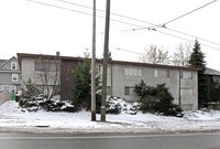 Building Photo - Triad Apartments