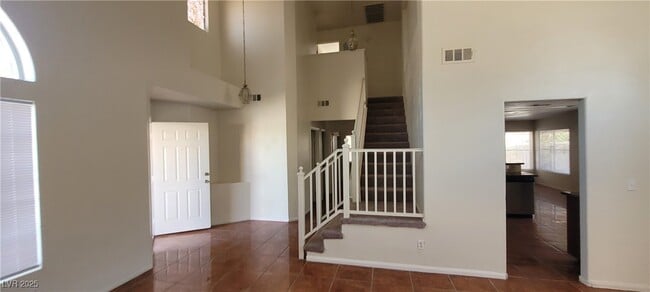 Building Photo - 5115 Blossom Ave