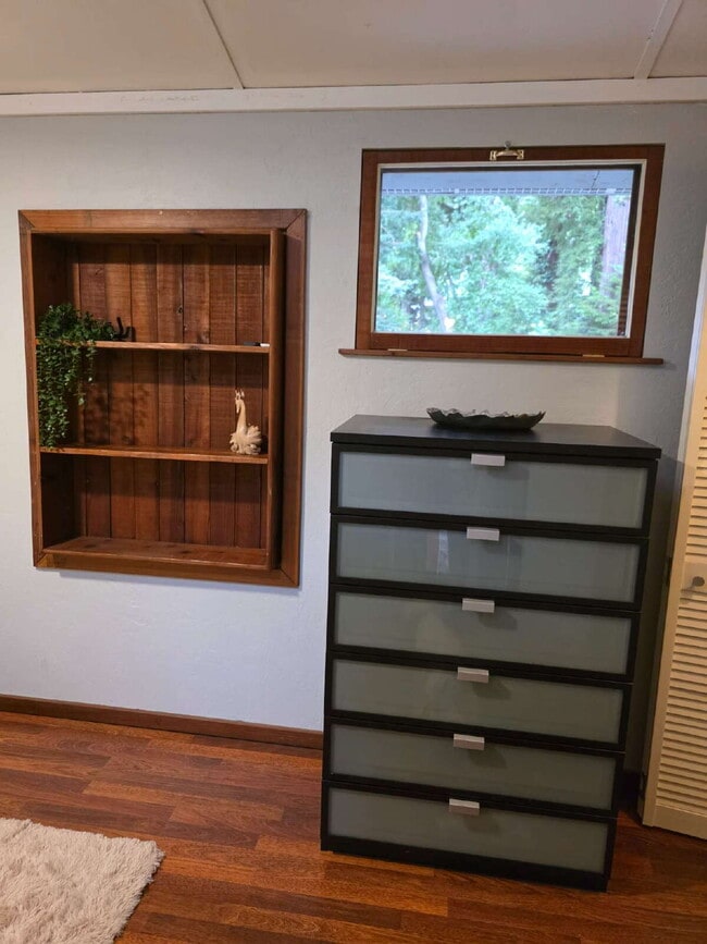 Building Photo - The Carriage House – Furnished Two Bedroom + Office/Reading  ALL utilities Included