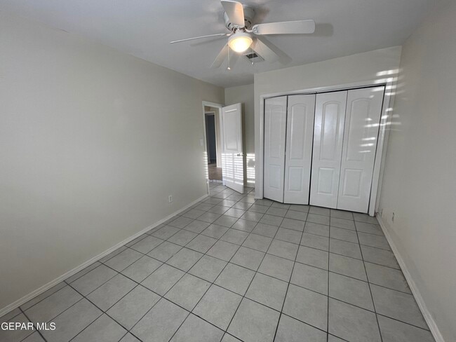 Building Photo - 1574 Rebecca Ann Dr