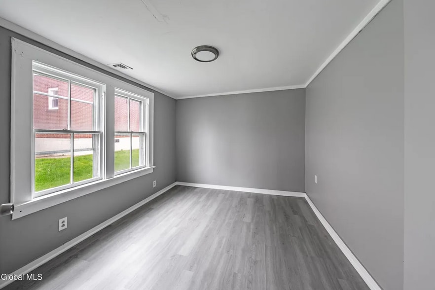 Building Photo - 362 2nd St