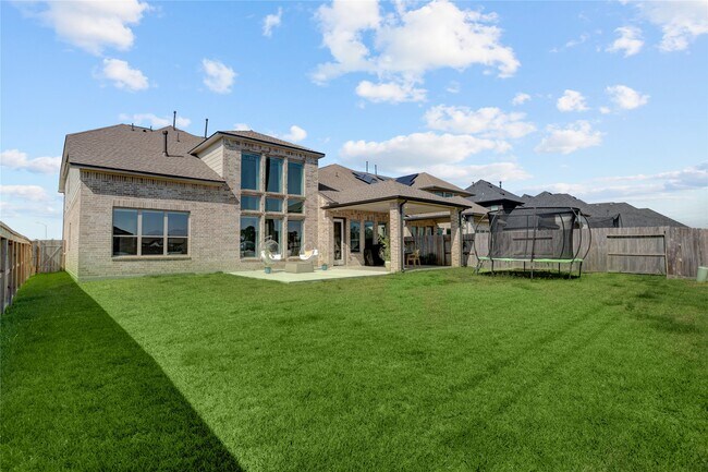 Building Photo - 1922 Pleasant Grove Dr