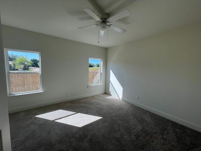 Building Photo - Brand new Belton Townhomes ready for move-in!