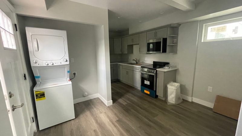 Building Photo - 24414 1/2 Senator Ave