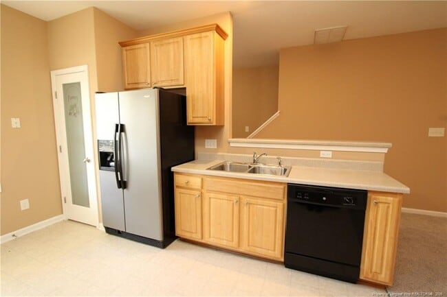 Building Photo - 3921 Volkswalk Pl