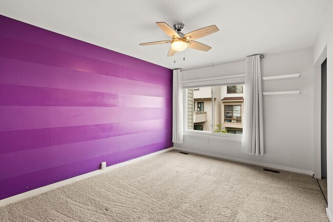 Building Photo - Modern Comfort in Sought-After Gaithersburg