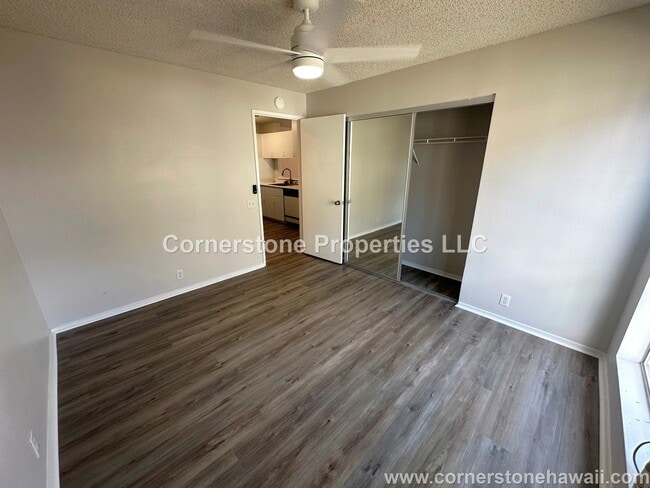 Building Photo - 91-271-271 Hanapouli Cir