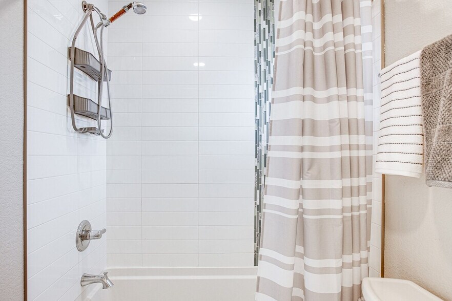 Building Photo - 1367 Knox Ct