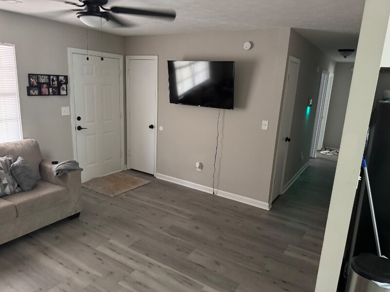 Building Photo - 95 Grove Creek Dr