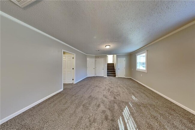 Building Photo - 3560 Pine Branches Ct
