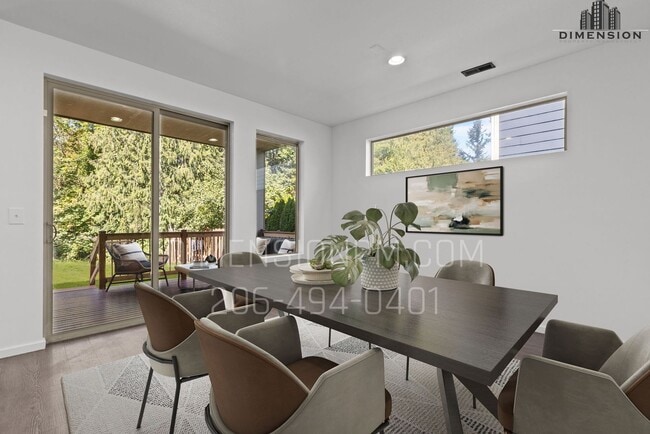 Building Photo - Kent Home