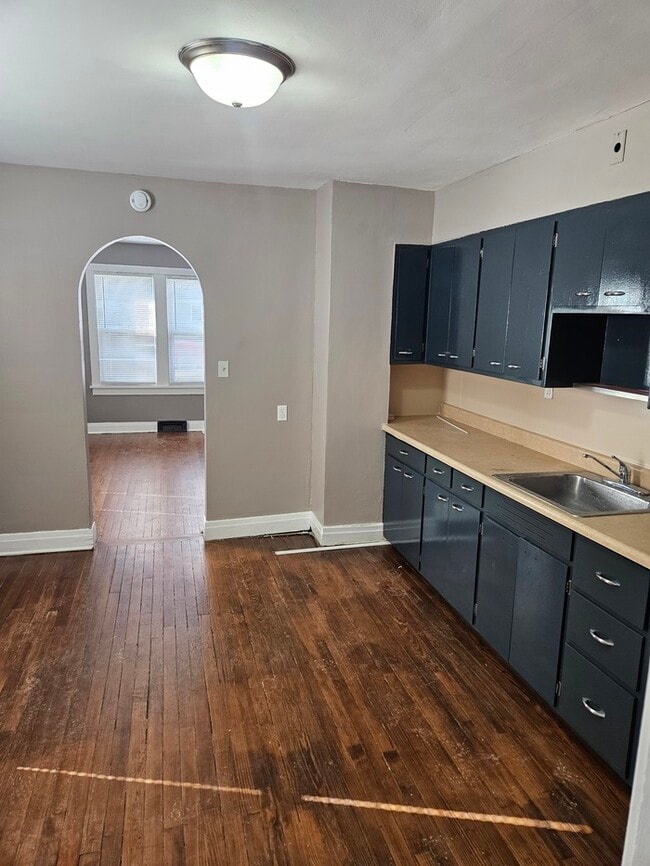 Building Photo - 4727 Massachusetts St