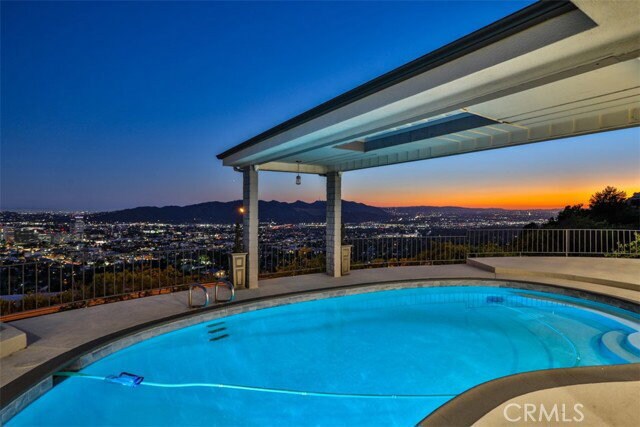 Building Photo - 1740 Cielito Dr
