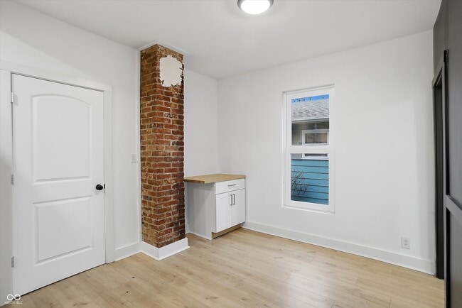 Building Photo - 1232 Keystone Ave