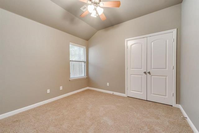 Building Photo - 409 Braewick Dr