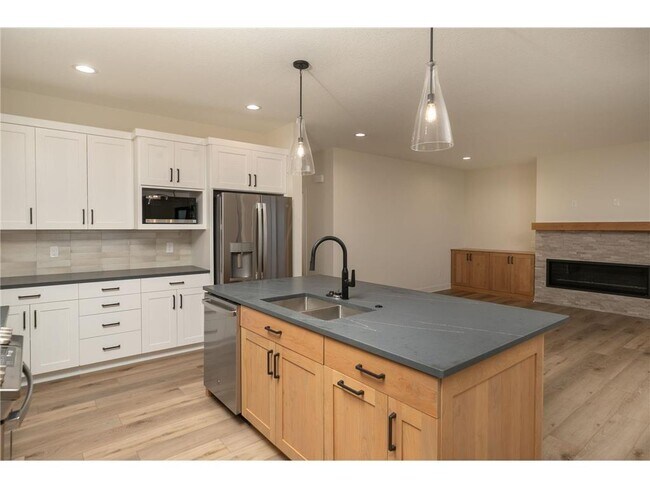 Building Photo - 301 Somerby Pkwy NE