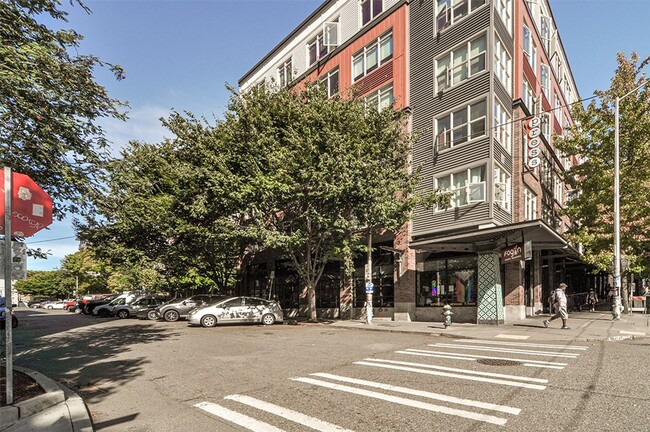 Building Photo - 1620 Belmont Ave