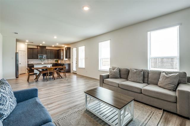Building Photo - 3652 Highland Bayou Dr