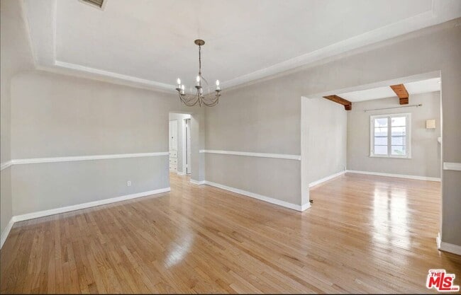 Building Photo - 1217 Stearns Dr