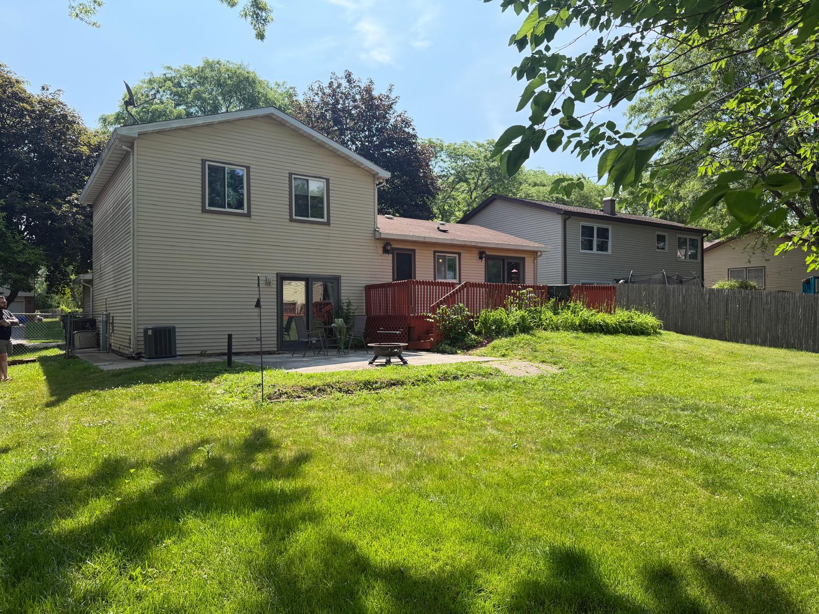 Building Photo - 134 S Berteau Ave