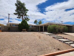 Building Photo - 6968 E Princeton Dr