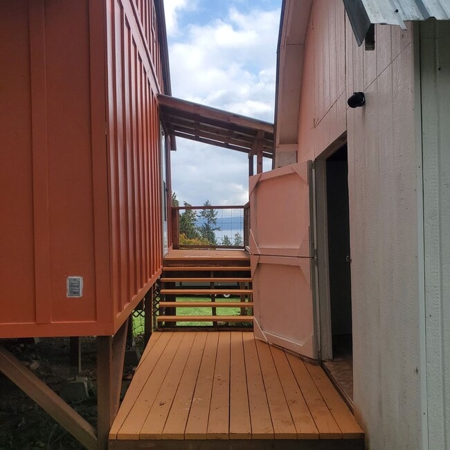 Building Photo - Awesome cabin for sale by owner or rent