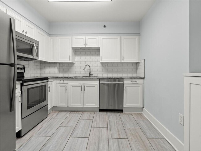 Building Photo - 2870 Pharr Ct S Northwest