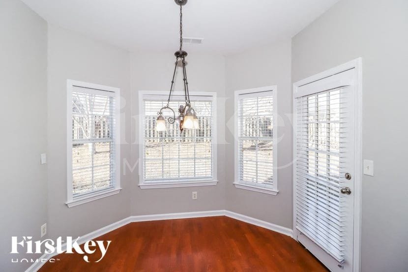 Building Photo - 969 Nesting Wood Cir W