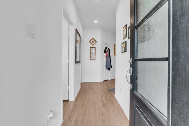 Building Photo - 6308 Astoria Pk Ln