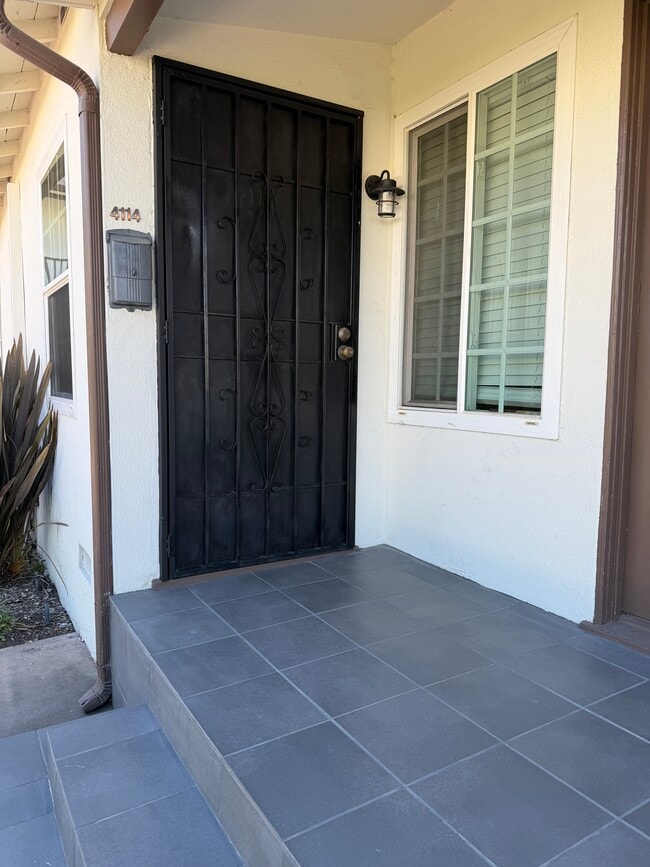 Building Photo - 4114 Jasmine Ave