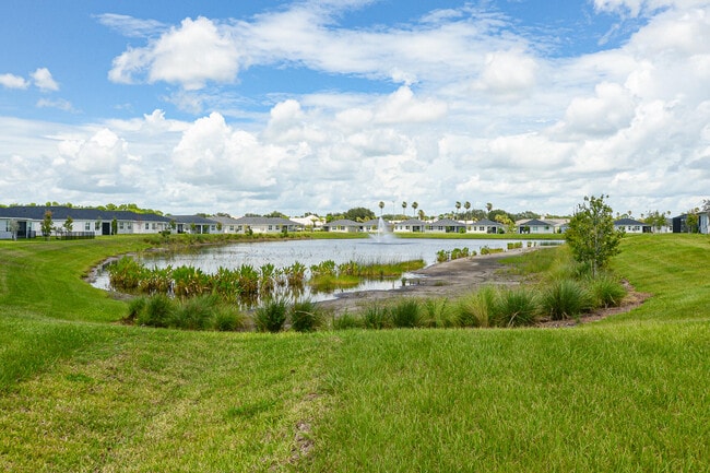 Building Photo - 9062 Dahlia Cir