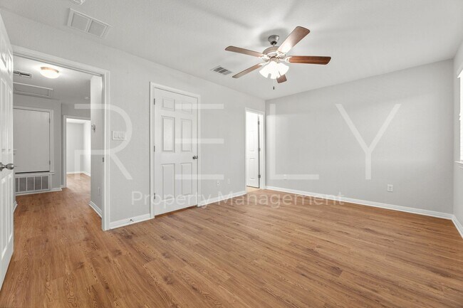 Building Photo - PM2-LH412 Carl Shipp Dr