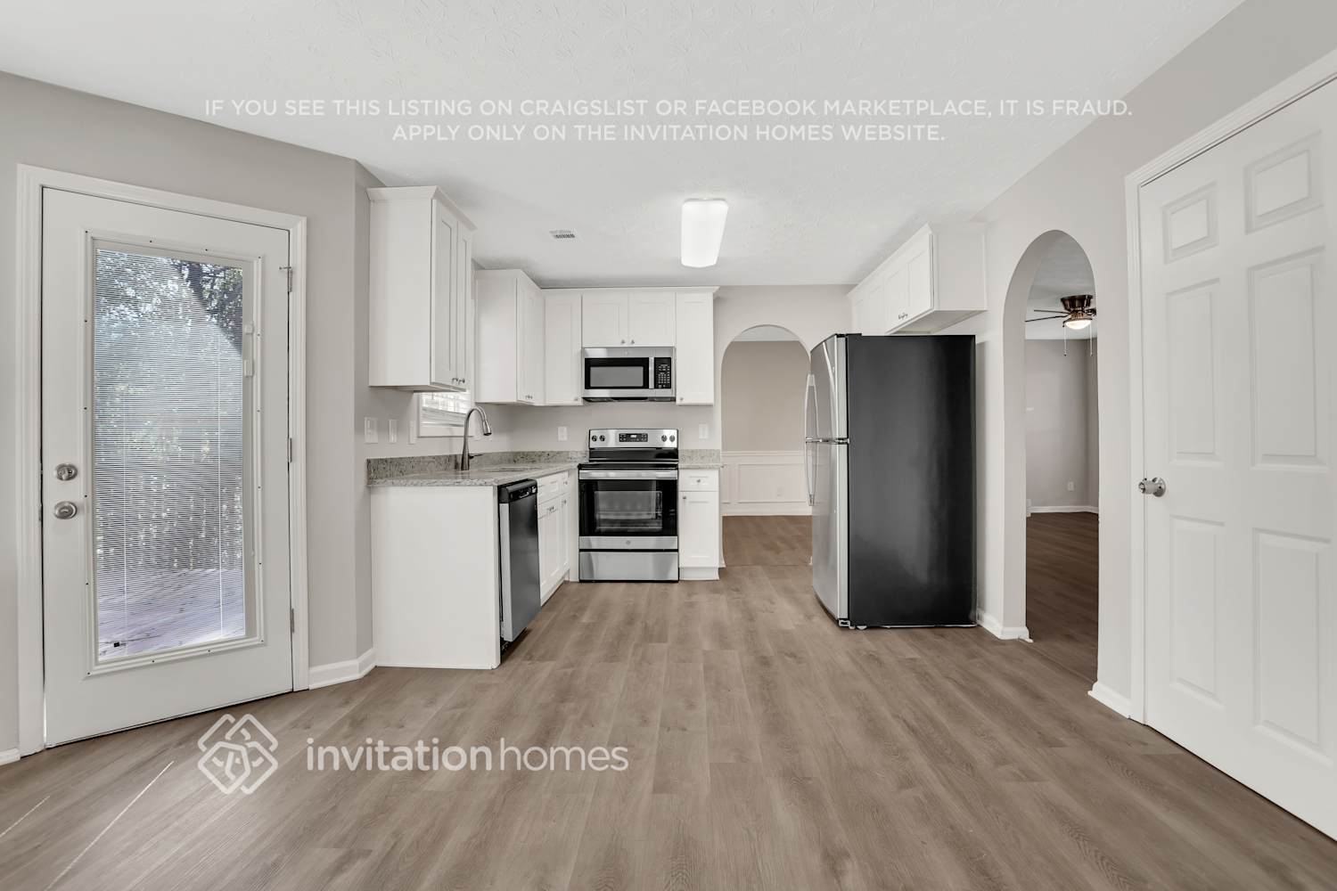 Building Photo - 4150 Hillsborough Dr SW