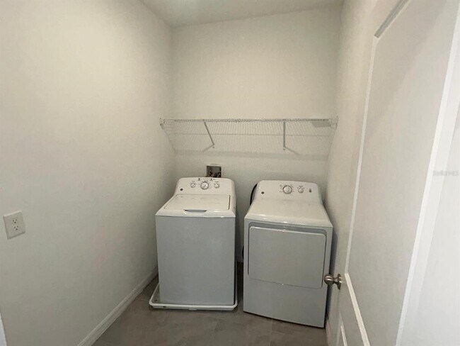 Building Photo - 2012 Raulerson Ct