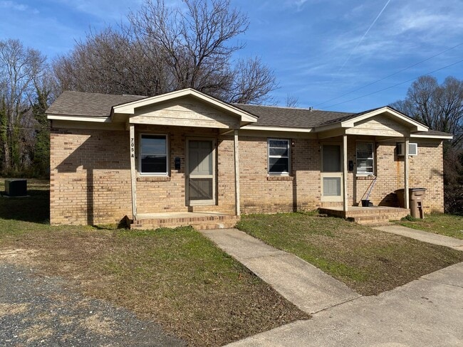 Primary Photo - 2/1 Duplex inside city of Shelby, nc