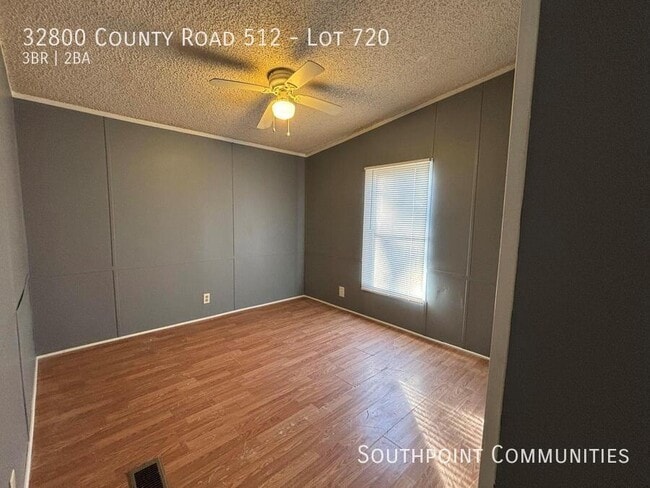 Building Photo - 32800 Co Rd 512