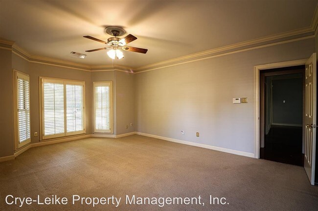Building Photo - 4 br, 3.5 bath House - 3411 S. Tournament Dr