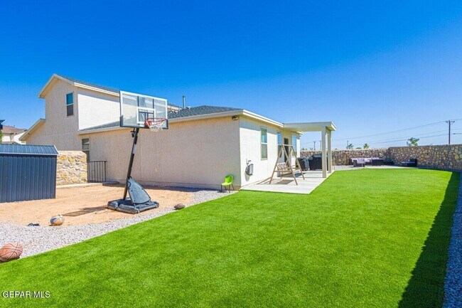 Building Photo - 11102 Blazing Star Pl