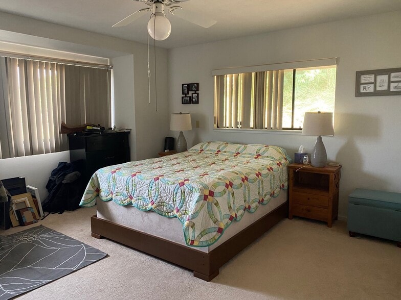 Building Photo - 99-576 Hoio St