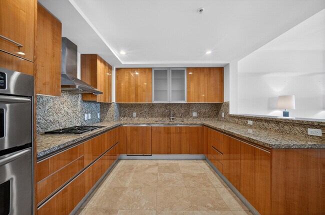 Building Photo - 45 Hendricks Isle