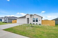 Building Photo - 941 Rentley St