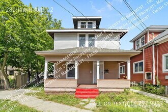 Building Photo - 280 Irwin Ave