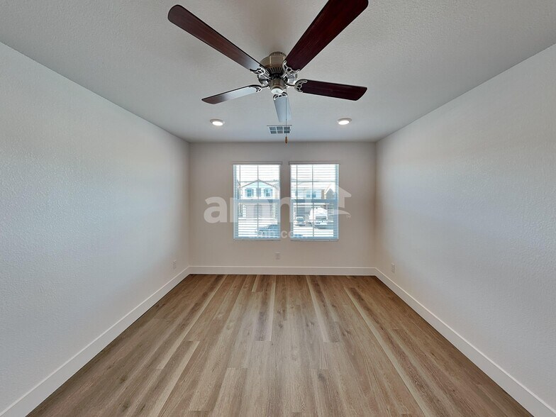 Building Photo - 5860 Fly Fisher St