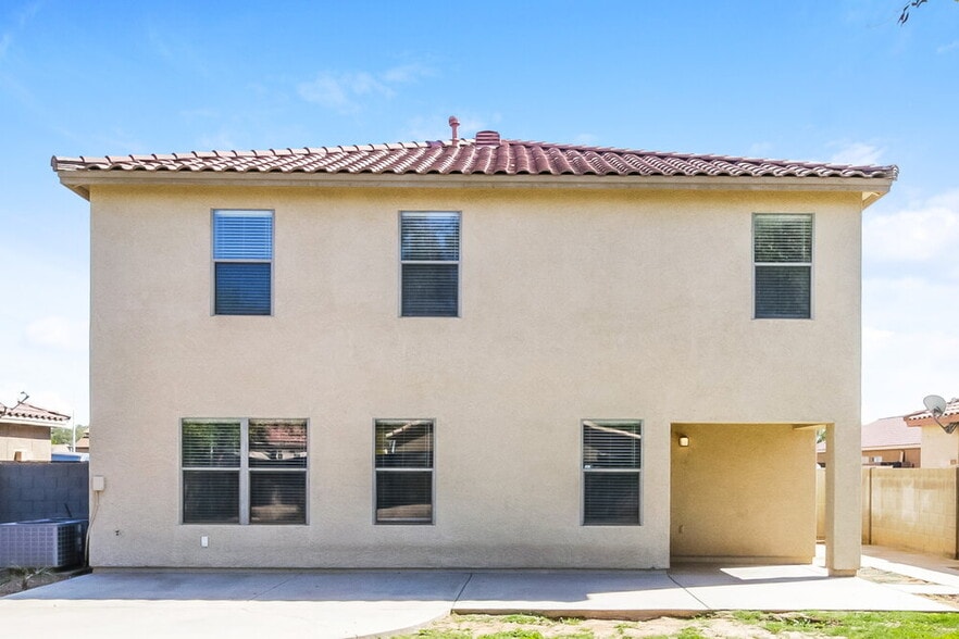 Building Photo - 4630 N 91st Dr